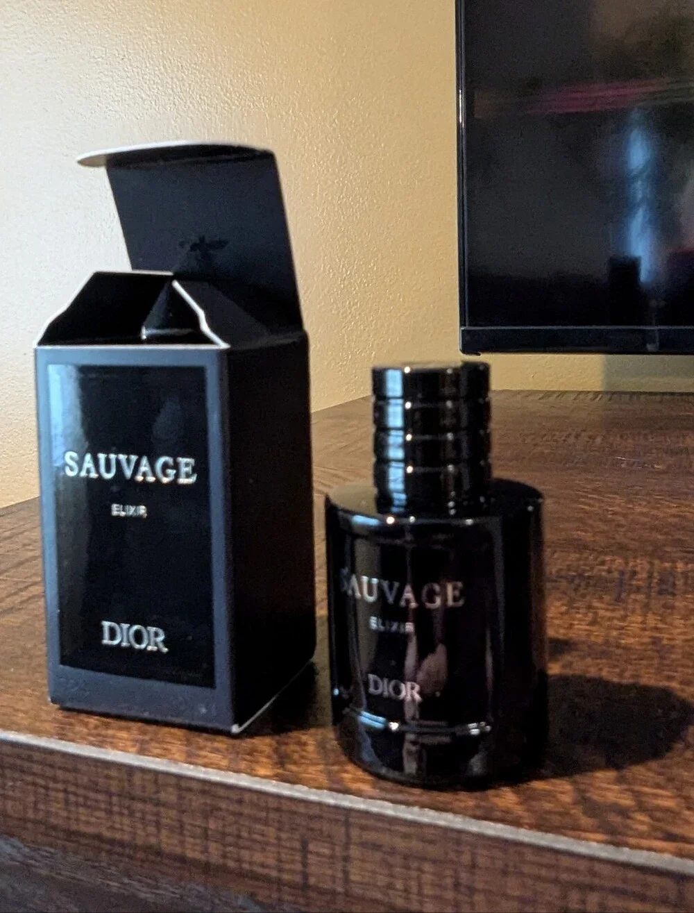 DIOR Sauvage elixir - Picture 4 of 11